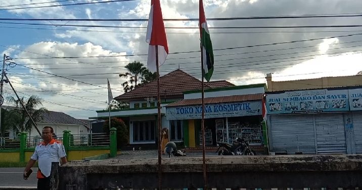 Pasang Bendera Palestina Saat Menyambut Kemerdekaan Yayasan Anak Masjid Didatangi TNI