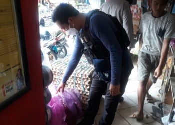 Cegah Kelangkaan Bapok, Anggota Satreskrim Sidak Pasar Saik Kuala Pembuang