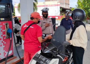 Jaga Kamtibmas, Satlantas Polres Seruyan Gelar Patroli Ke SPBU