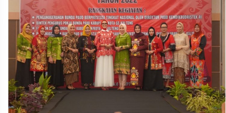 Disdik Kalteng Menggelar Apresiasi Bunda PAUD Berprestasi