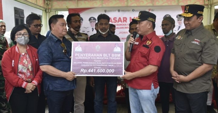 Tekan Inflasi, Pemprov Kalteng Gelar Pasar Murah dan Penyeimbang di Sampit