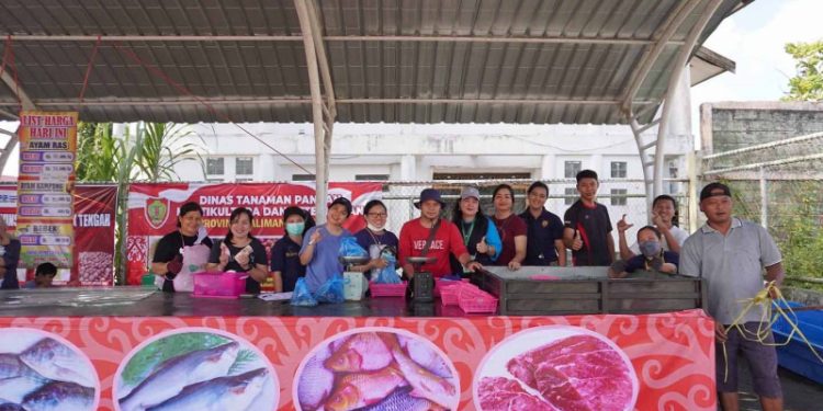 Ketersediaan Ikan Segar di Pasar Penyeimbang Palangka Raya Diminati Masyarakat