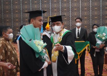 Sahli Yuas Elko Hadiri Rapat Senat Terbuka Wisuda Sarjana Angkatan XXV UNKRIP