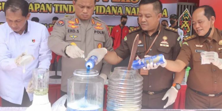Polda Kalteng Amankan 9 Tersangka Narkoba dan Musnahkan 1,2 Kg Sabu