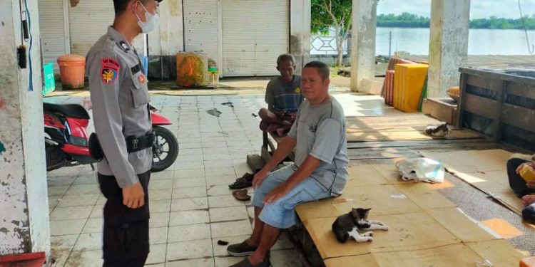 Satpolairud Polres Seruyan Himbau Masyarakat Terapkan Prokes Covid-19