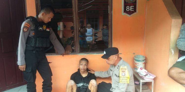 Bhabinkamtibmas Menteng Koata Palangka Raya Amankan Pelaku Pemukulan