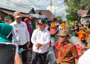 Gubernur H. Sugianto Sabran Apresiasi Pemkab Sukamara dalam Pemetaan Bantuan Banjir