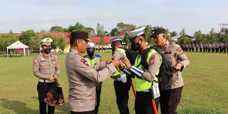 Kapolda Lepas Pemberangkatan Personel Polres Seruyan BKO G20