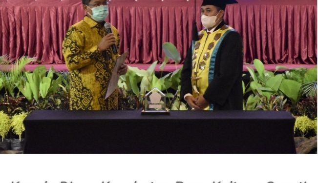 Kepala Dinas Kesehatan Suyuti Syamsul Berharap Lulusan Polkesraya Mendunia
