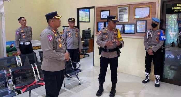 Kapolres Seruyan Cek Kegiatan Pelayanan di Ruang Pelayanan SPKT