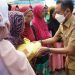 Pemko Palangka Raya Salurkan Bansos Untuk Warga Terdampak Banjir di Tiga Kelurahan
