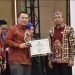 Perwakilan BKKBN Kalimantan Tengah Raih Penghargaan Tertinggi Keterbukaan Informasi Publik