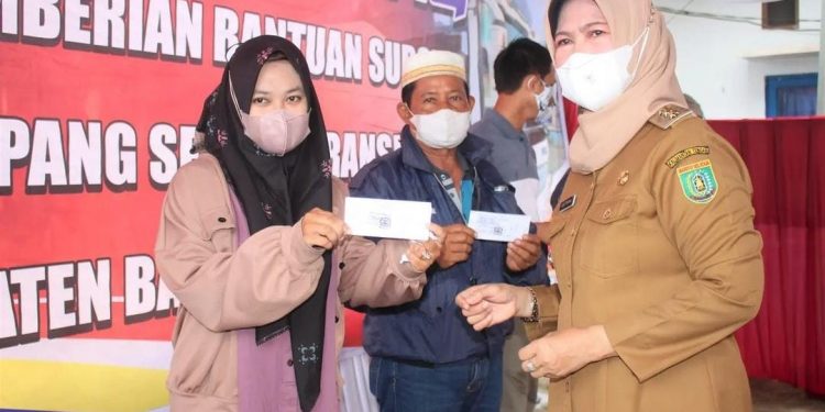 Pemkab Barsel Berikan Bantuan Subsidi 30 Persen Bagi Penumpang Transportasi Umum