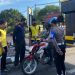 Sidokkes Laksanakan Pemeriksaan Suhu Tubuh Sebelum Memasuki Mako Polres Seruyan