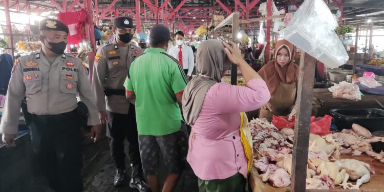 Tim Patroli KRYD Polres Seruyan Cek Ketersediaan dan Harga Bahan Pokok 