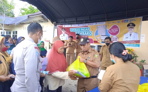 Pemko Distribusikan 500 Paket Sembako Untuk Masyarakat Tanjung Pinang