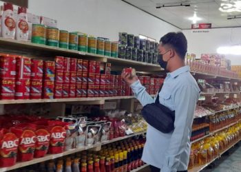 Satreskrim Polres Seruyan Cek Ketersediaan Stok dan Harga
