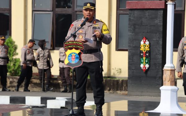 Korps Raport Kenaikan Pangkat, Polres Seruyan Gelar Upacara