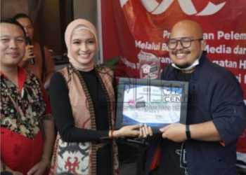 Peringati Hari AIDS se-Dunia yang Dihelat BKKBN Kalteng Dihadiri Ibu Ivo Sugianto Sabran