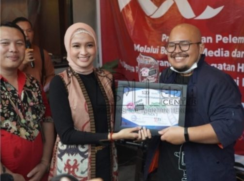 Peringati Hari AIDS se-Dunia yang Dihelat BKKBN Kalteng Dihadiri Ibu Ivo Sugianto Sabran