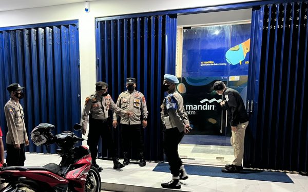 Polres Seruyan Giatkan Patroli Kamtibmas Pada Malam Hari