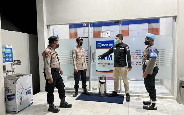 Patroli Kamtibmas, Personel Polres Seruyan Sambangi Objek Vital