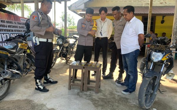 Kapolsek Hanau Mendadak Tes Urine Anggotanya, Begini Hasilnya…!!