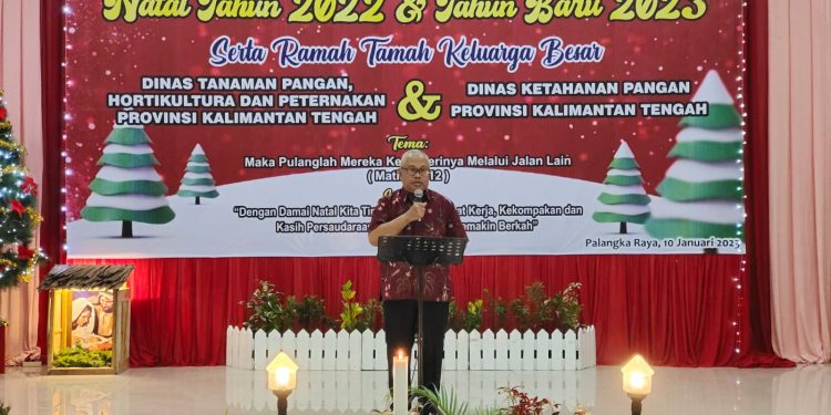 Dinas TPHP-Dinas Hanpang Prov. Kalteng Rayakan Natal Bersama