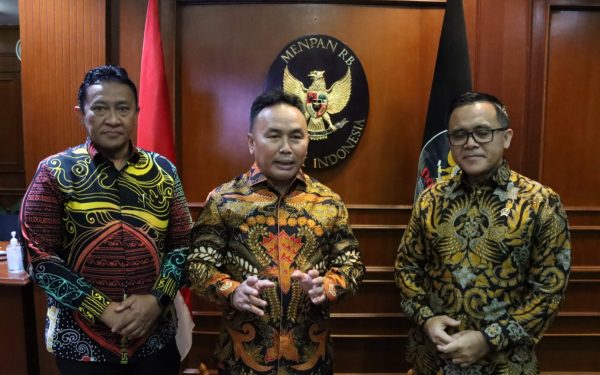 Gubernur Sugianto Sabran Bahas Digitalisasi Sistem Pemerintahan dan Layanan Masyarakat