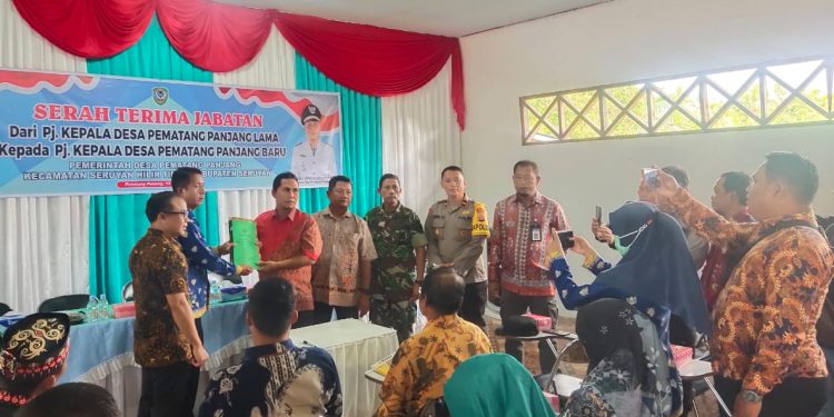 Kapolsek Seruyan Hilir Hadiri Sertijab Pj. Kades Pematang Panjang