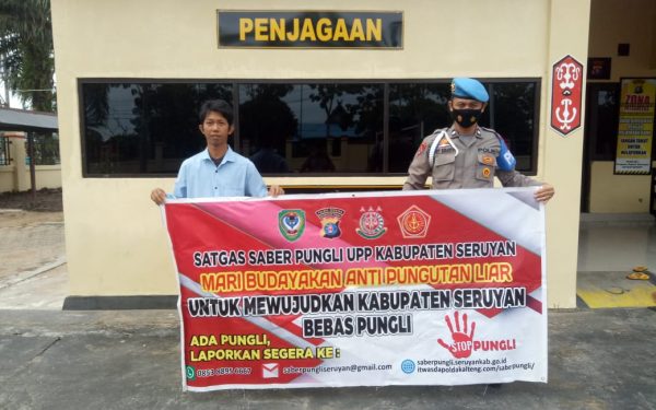 Sosialisasi Saber Pungli Oleh Anggota Polsek Seruyan Hilir