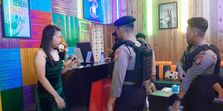 Gelar Cipta Kondisi Kepolisian Dari Ditsamapta Polda Kalteng Razia Tempat Hiburan Malam