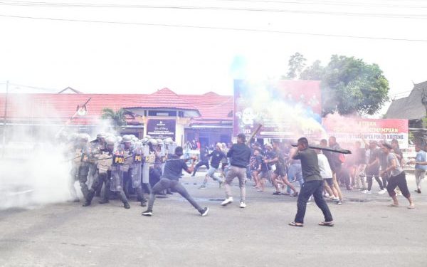 Antisipasi Kerawanan Pemilu, Polda Kalteng Gelar Simulasi Peningkatan Kemampuan Personel