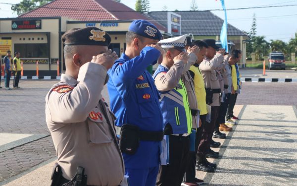 Tumbuhkan Semangat Bekerja, Polres Seruyan Rutin Apel Pagi