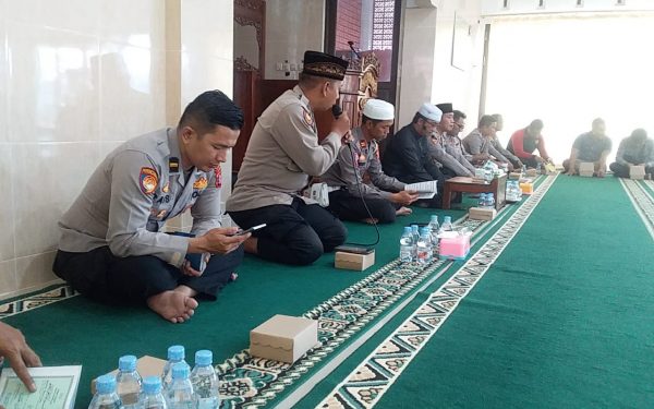Polres Seruyan Wujudkan Polri Yang Presisi Melalui Peringatan Isra Miraj