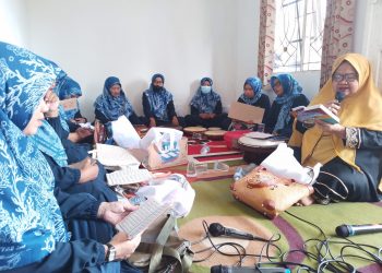 Mak Ganjar Kalteng Gelar Haul Guru Sekumpul Bersama Ibu Pengajian