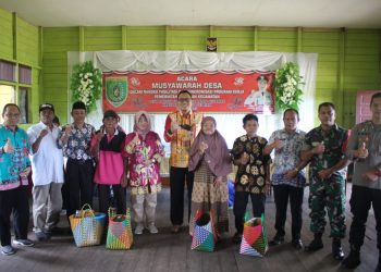 Pemerintah Kabupaten Barito Selatan Kembali Menyerahkan Bantuan Paket Sembako