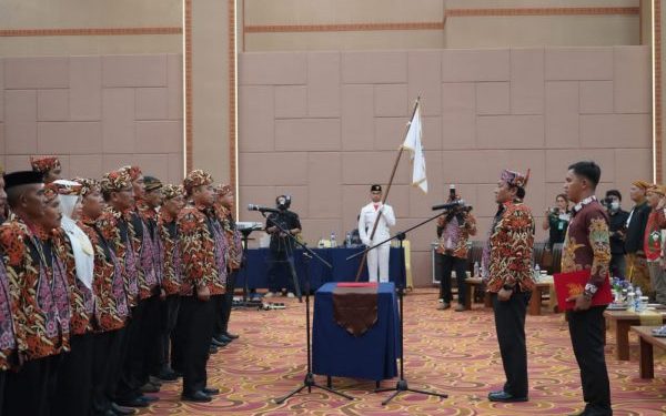 Wagub Lantik dan Kukuhkan Pengurus Pakuwojo Provinsi Kalteng