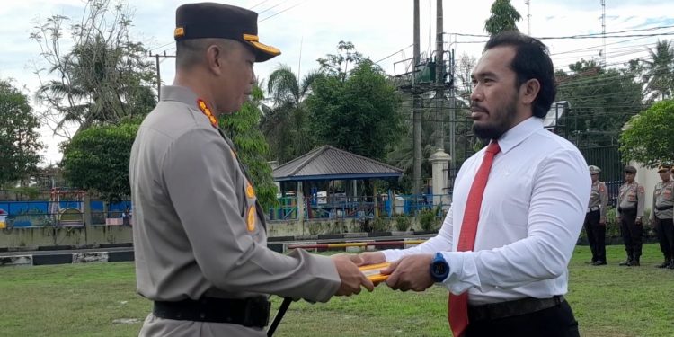 Dinilai Berprestasi, Kanit Jatanras Polresta Palangka Raya Dapat Penghargaan