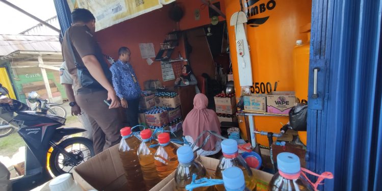 Sat Intelkam Polres Seruyan dan Instansi Terkait Sidak Pasar Jelang Ramadhan