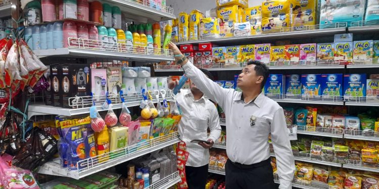 Satreskrim Polres Seruyan Rutin Cek Stok Sembako