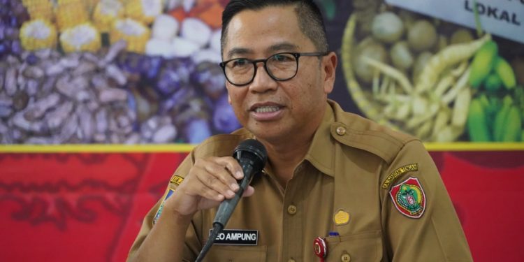 Asisten Bidang Ekbang Leonard S. Ampung Pimpin Rakor Ketersediaan Pangan