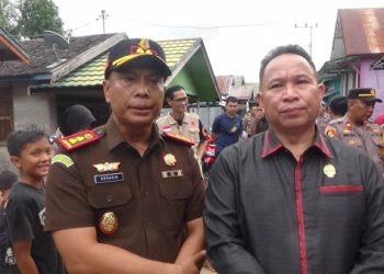 Ketua DPRD Mura, Kapolres dan Kajari Serahkan Bantuan Korban Kebakaran di Desa Mangkahui