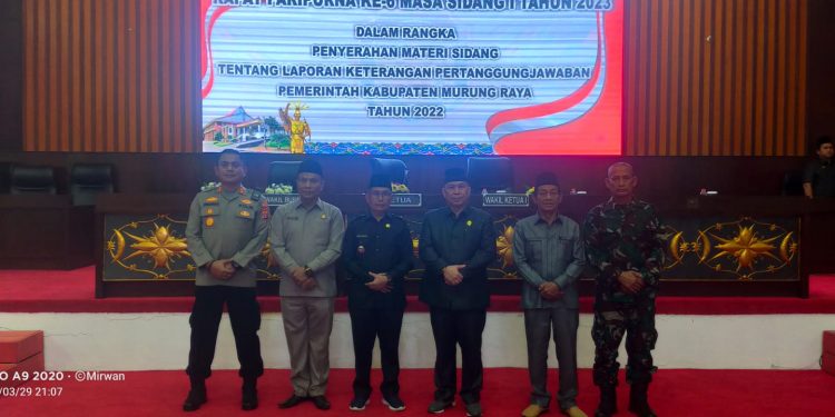 DPRD Gelar Rapat Paripurna Penyampaian LKPJ Bupati Mura Tahun Anggaran 2022