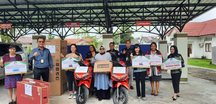BPK Cabang Buntok Serahkan Hadiah Pesta Rajaki Undian Taheta ke-XXVI 2022 Kepada 10 Pemenang