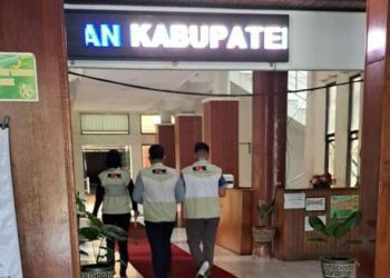 Dugaan Korupsi, Bupati Kapuas dan Istri Jadi Tersangka