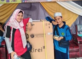 Milad ke-14 MTsN 1 Mura, Melaksanakan Jalan Sehat