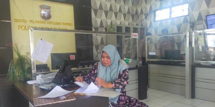 Via Geboy Laporkan Pelaku Arisan Bodong ke Polisi