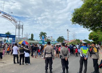 Polres Seruyan Laksanakan Pengamanan Jalan Sehat Bersama BUMN