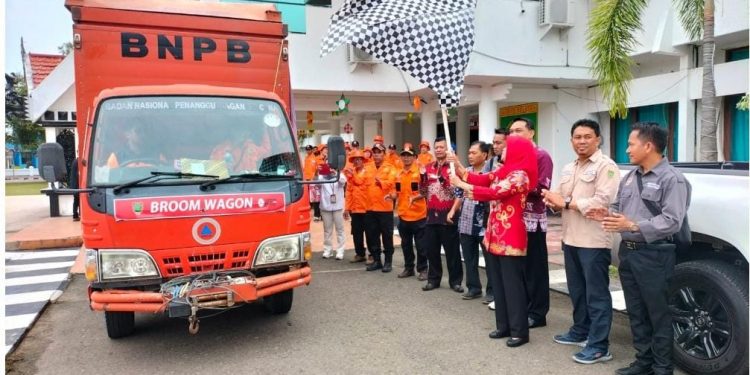 BPBPK Prov. Kalteng Salurkan Bansos Bagi Masyarakat Terdampak Banjir di Kabupaten Barsel